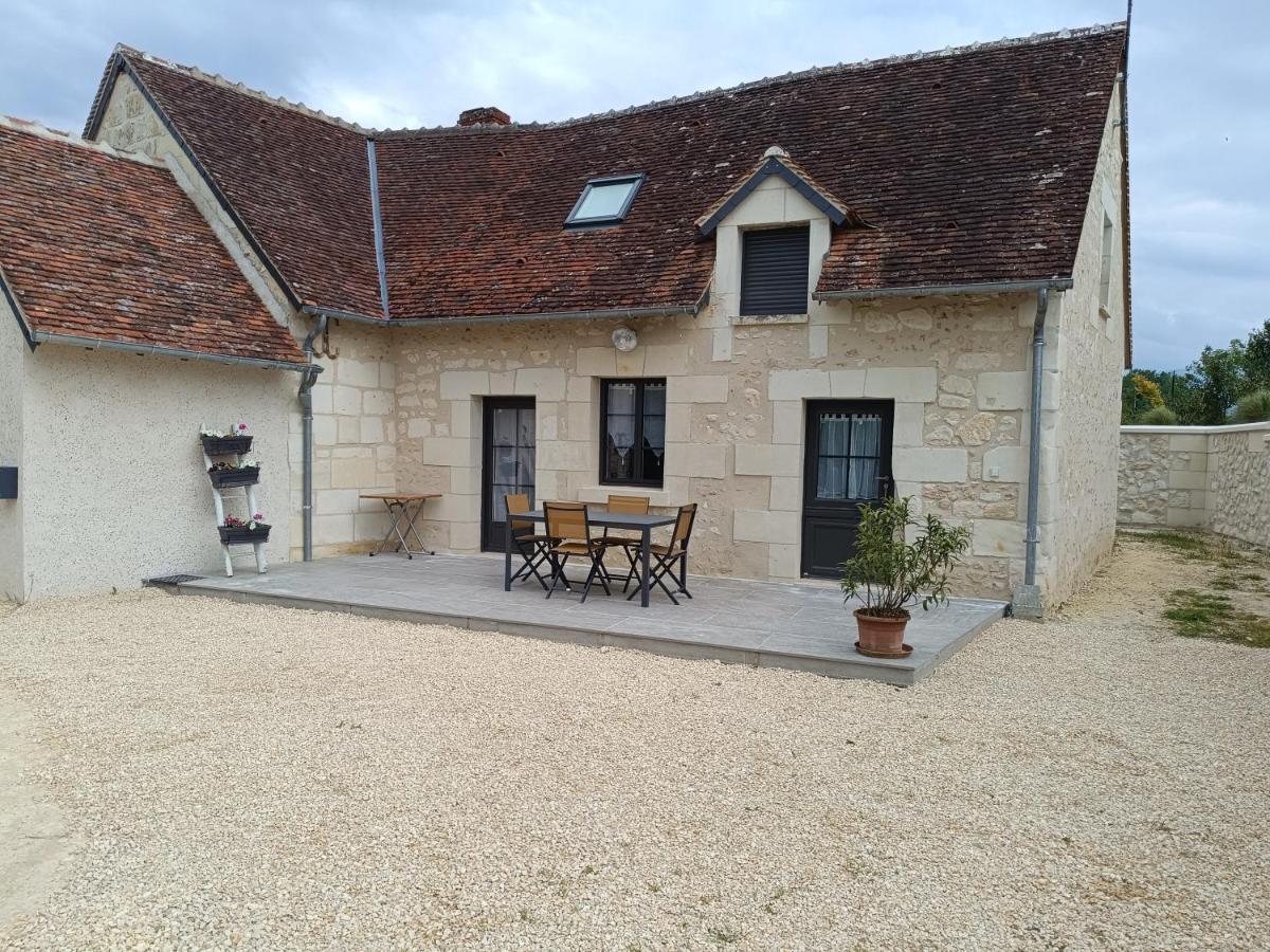 Gite De La Grand Maison Le Noyer Seigy Luaran gambar