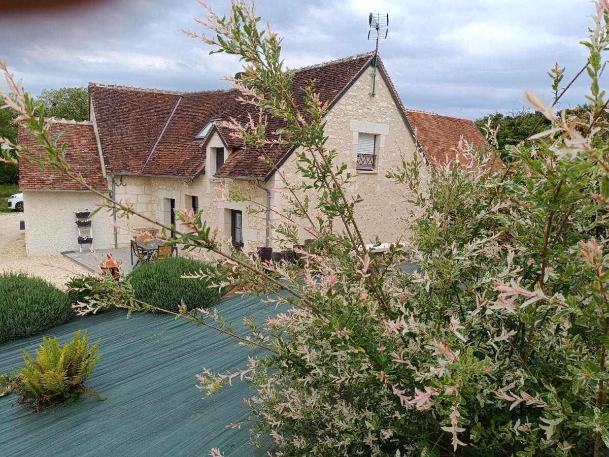 Gite De La Grand Maison Le Noyer Seigy Luaran gambar